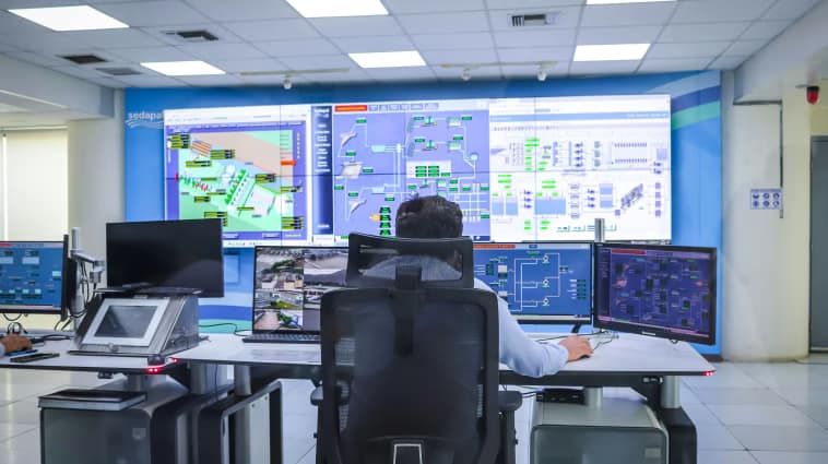 Network Operations Center monitoring